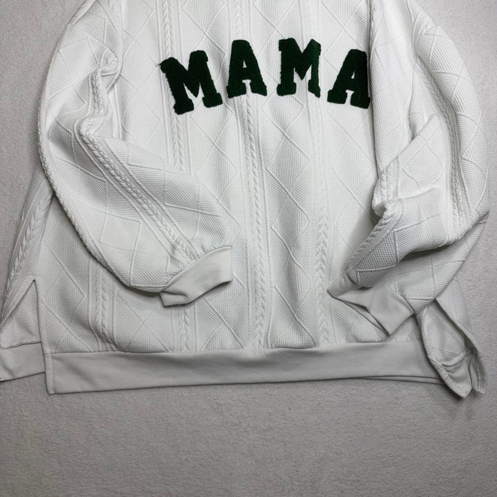 SHEIN White & Green Mama Crewneck Sweatshirt with Green 'MAMA